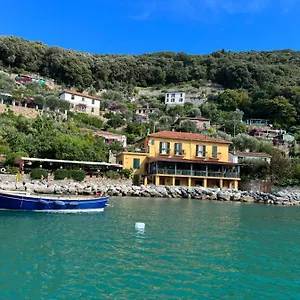 Locanda Lorena , Porto Venere Italia